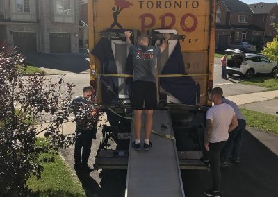 Moving Company Toronto Closing the Truck